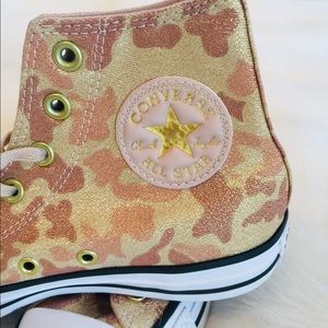CONVERSE  HIGHTOP METALLIC CAMOUFLAGE SHOES